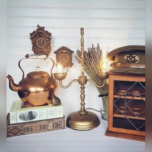 Vintage old world drop